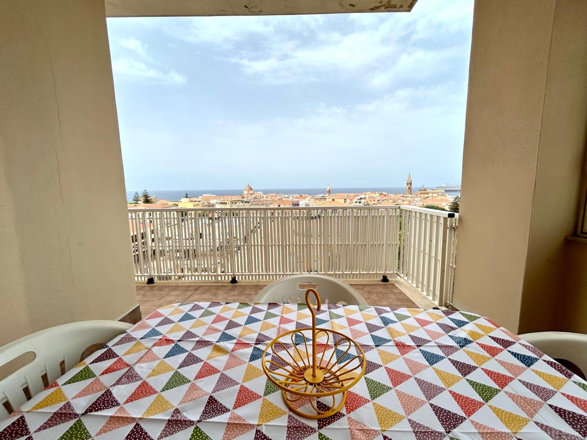 Nura's - Penthouse Antonietta With View Alghero